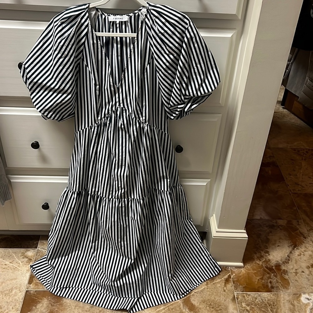 Frame dress.